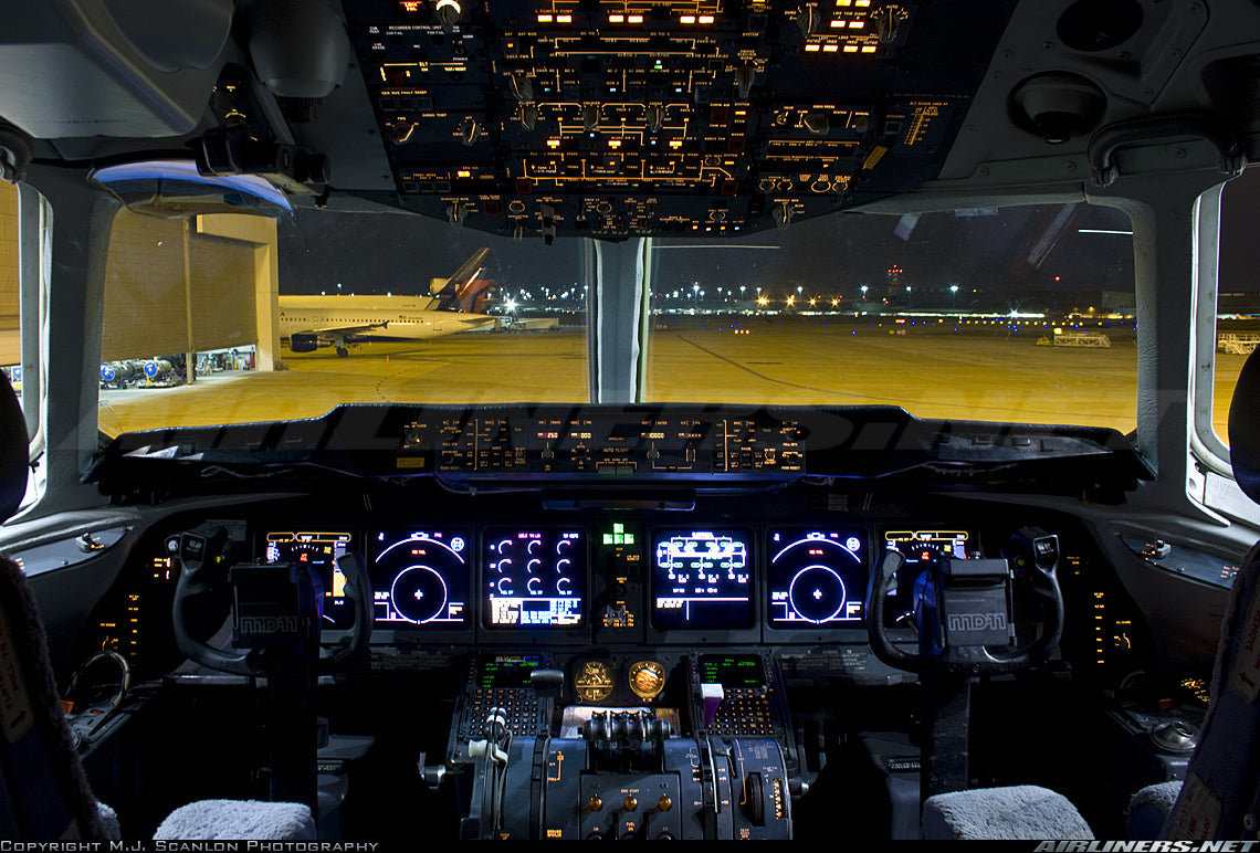 Aircraft | MCDONNELL DOUGLAS MD-11 - USED